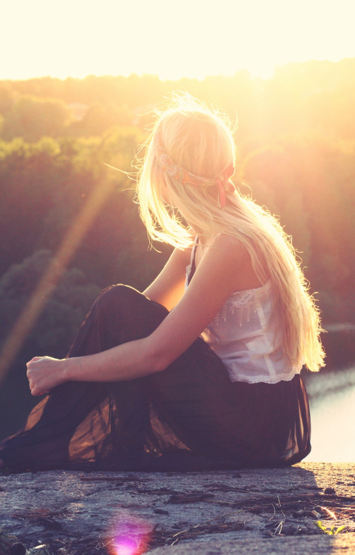 Schwarz und Weiß Porträt einer Frau Foto Wattpad Buch Einband (1)