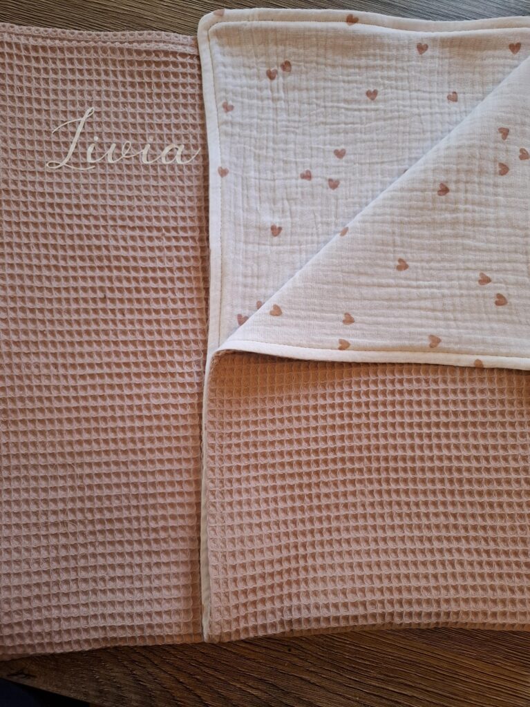 babydecke personalisiert selbst genähtes Diy