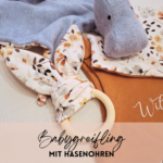 Greifling für Babys! Hier lernst du einen Greifling mit Hosenohren zu nähen. Du kannst ihn auch als Rassel oder einfach so als Spielzeug für dein Baby nutzen.